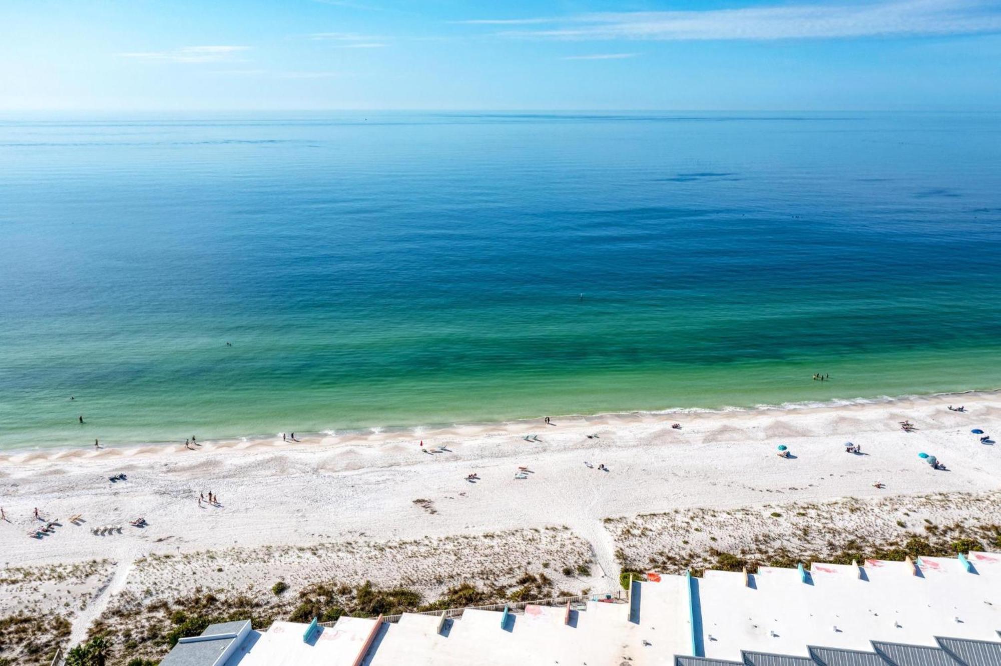 Anna Maria Island Runaway Tropical Dream-One Minute Walk To The Beach-Heated Pool Брейдентон-Біч Екстер'єр фото